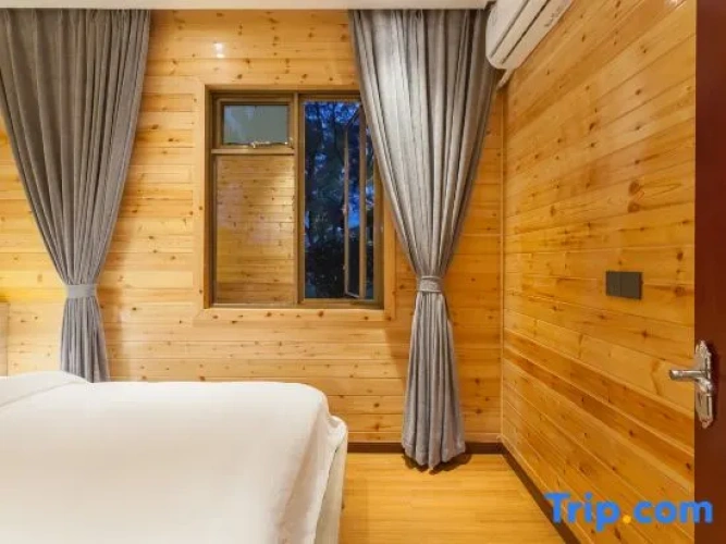 2 Bedrooms Villa with view
