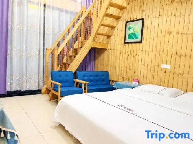 Deluxe Duplex Suite