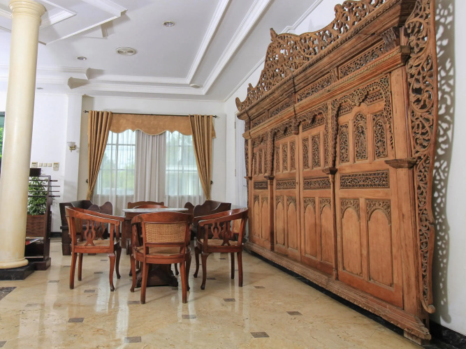 Bandar Narita Hotel