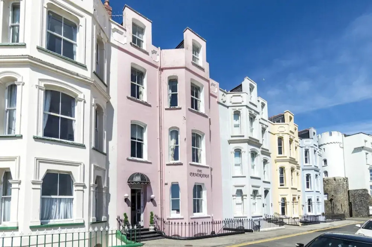The Penthouse - Luxury 1 Bed - Panorama - Tenby - Tenby