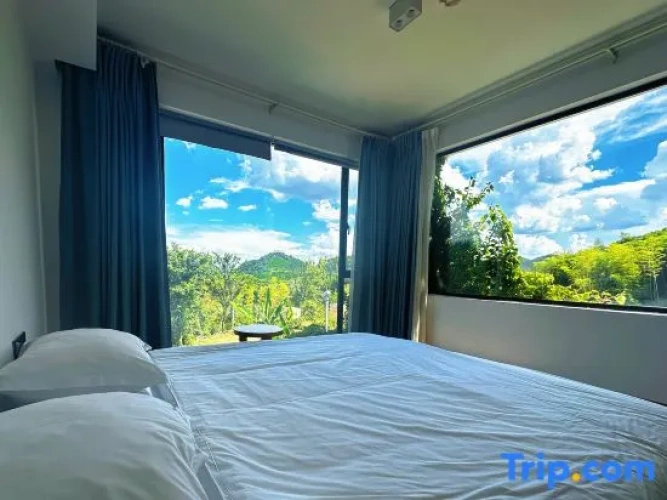 6 Bedrooms Standard room