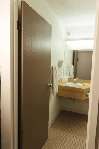 Rodeway Inn & Suites Boulder Broker photo 11