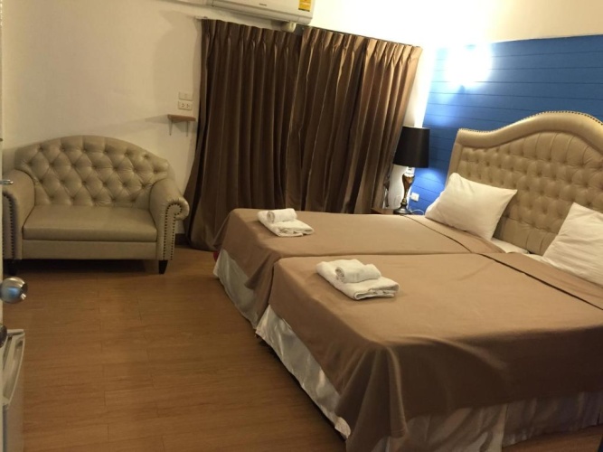 Deluxe Twin room