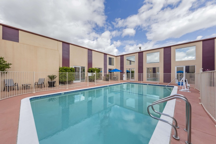 Best Western Canoga Park Motor Inn photo 20