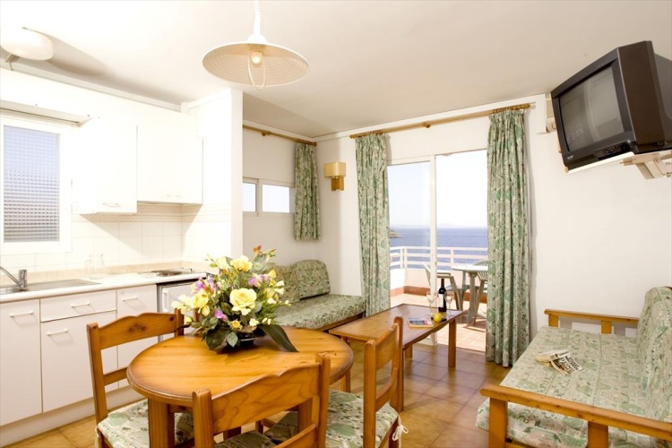 Globales Cala Viñas - Adults Only 16+ photo 14