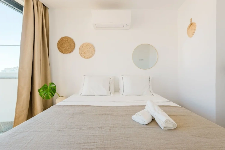 3 Bedrooms Cottage