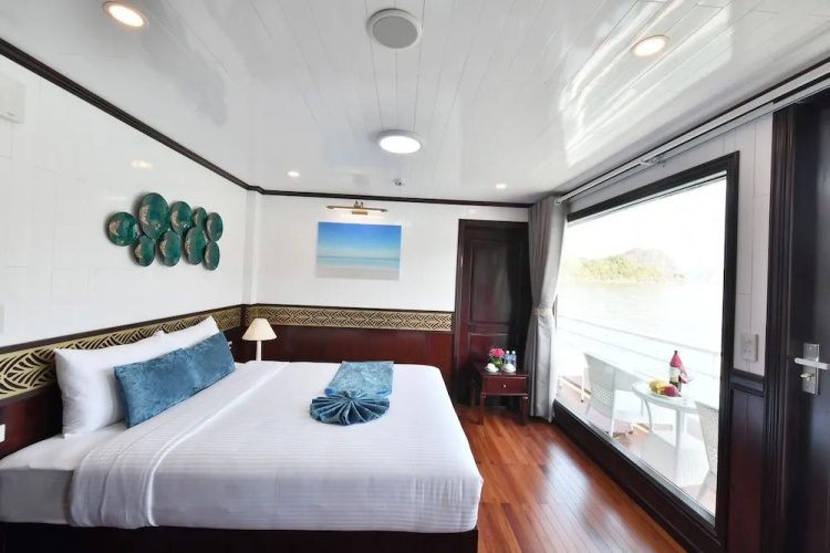 Halong Sapphire Cruise