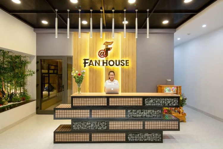 Fan House Hostel