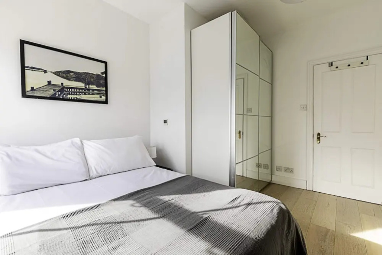 Converted Brewery Apartment With Terrace