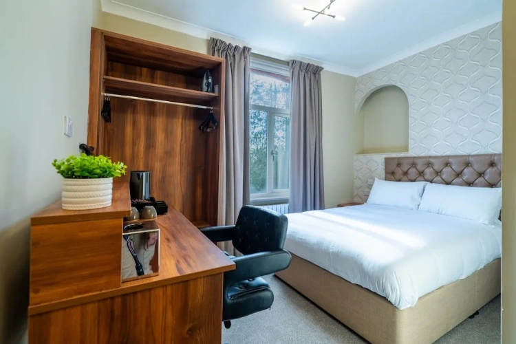 Deluxe room