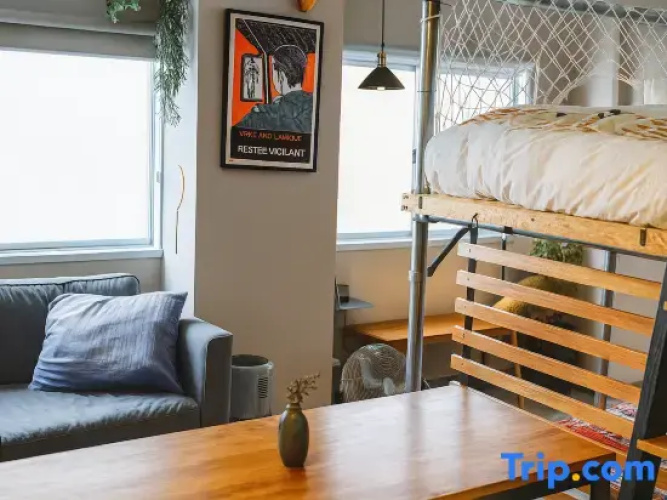 Bed in Dorm