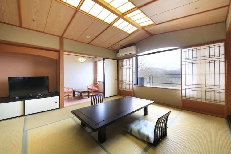 Ryokusuitei