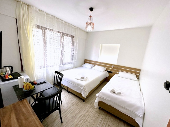 Menesa Hotel