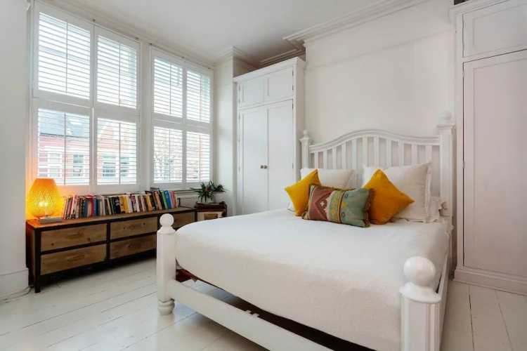Archway Hideaway