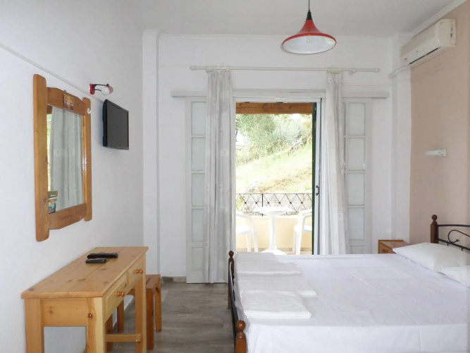 Rising Sun Apartments and Studios