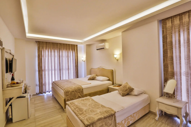 Linda Beach Hotel
