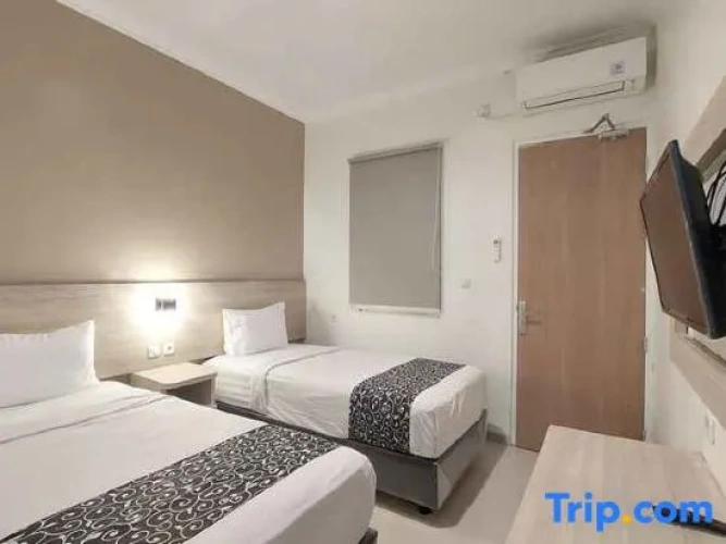 Bed in Dorm (male dorm)