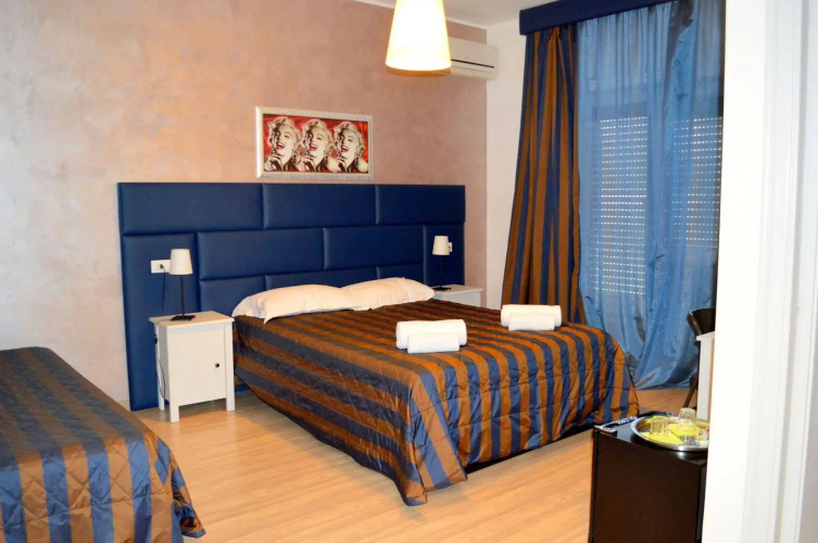 Check-inn Rooms