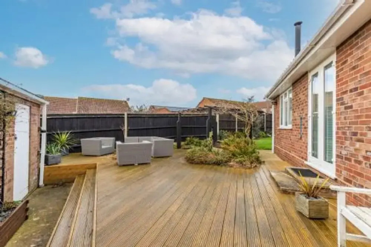 Host Stay Gorse Cottage