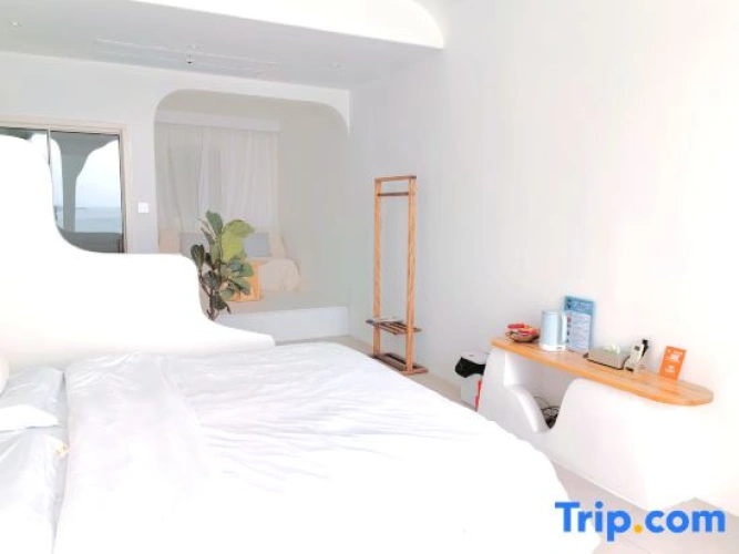 Deluxe Capsule with sea view