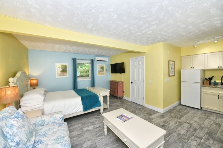 Siesta Double Suite