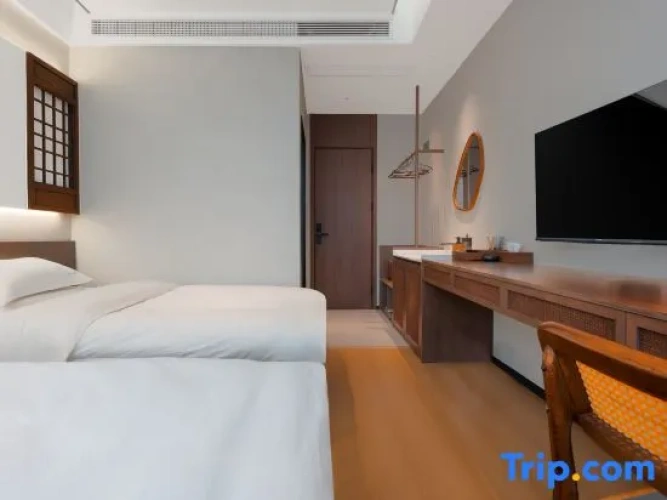 Standard Twin room with mountain view