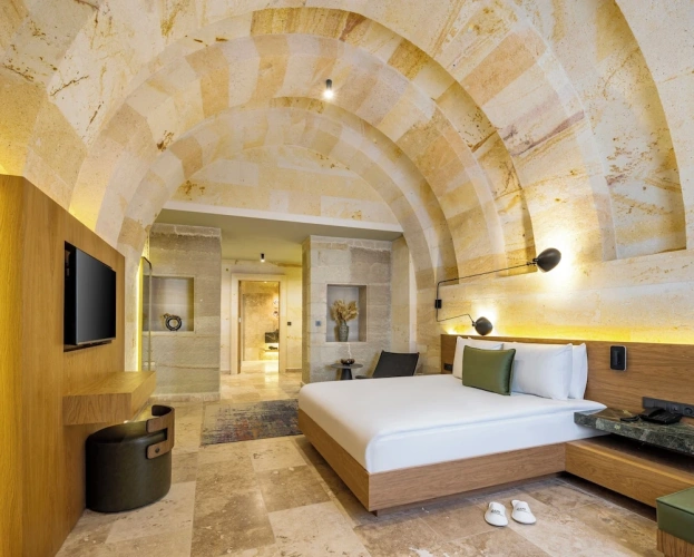 Double Suite