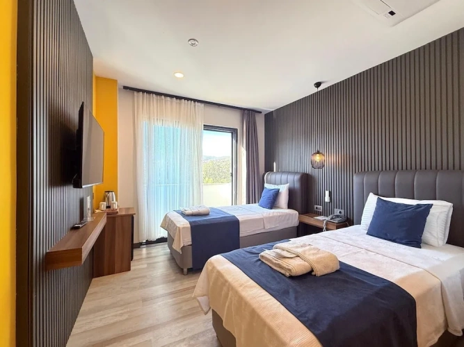 Standard Twin room