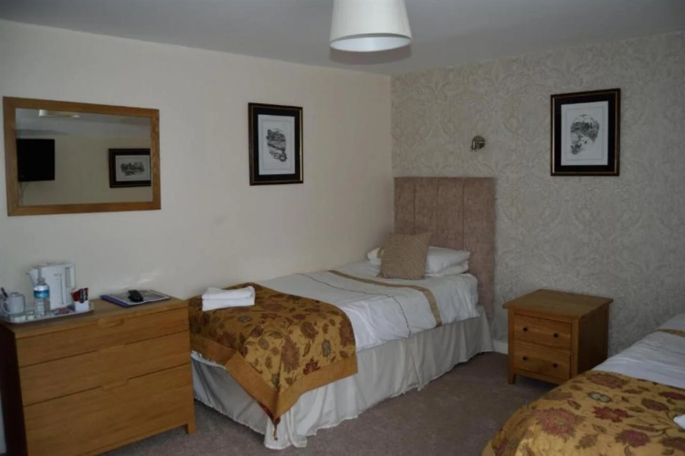 The White Lion Inn