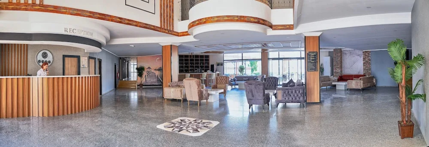 Clover Magic Park Side Otel — фото 2