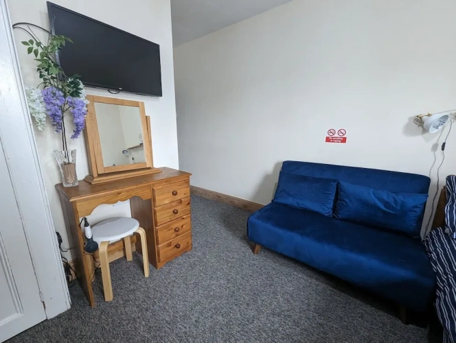 Economy Suite