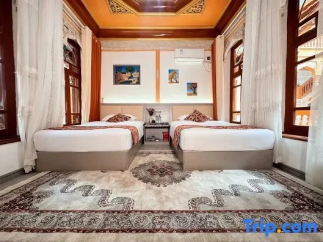 Double Cottage