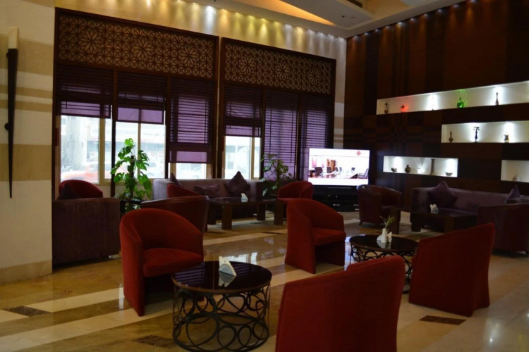 Grand Regal Hotel Hotel