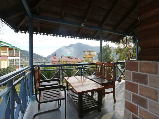 OYO 10766 Home 2BK cottage Himtal