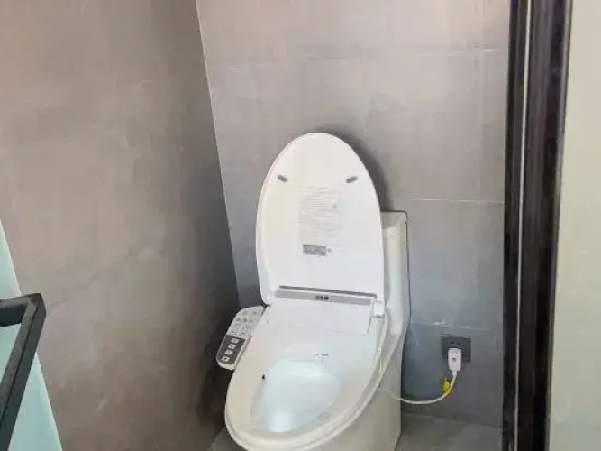 V+ E-sports Homestay