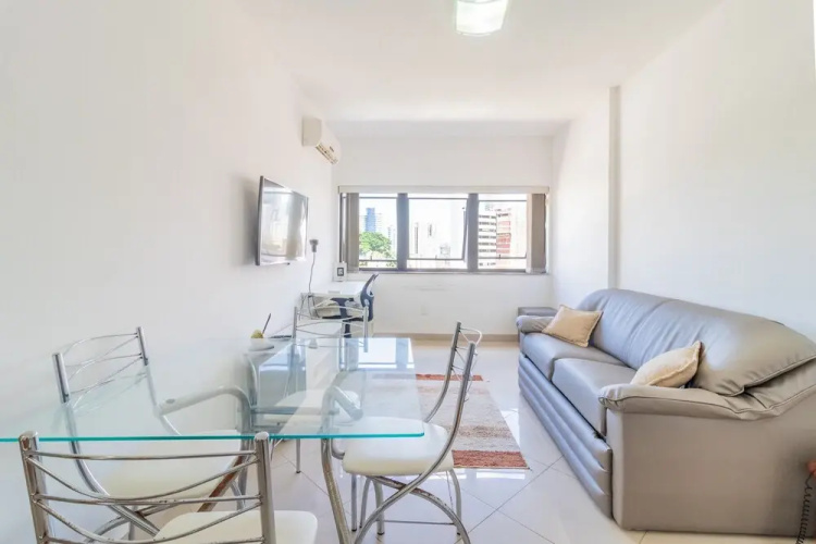 BR04 Quarto e Sala Edifício Summer Flat