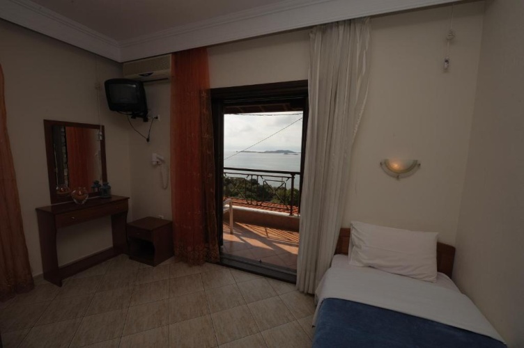 Standard Twin room with balcony and with view