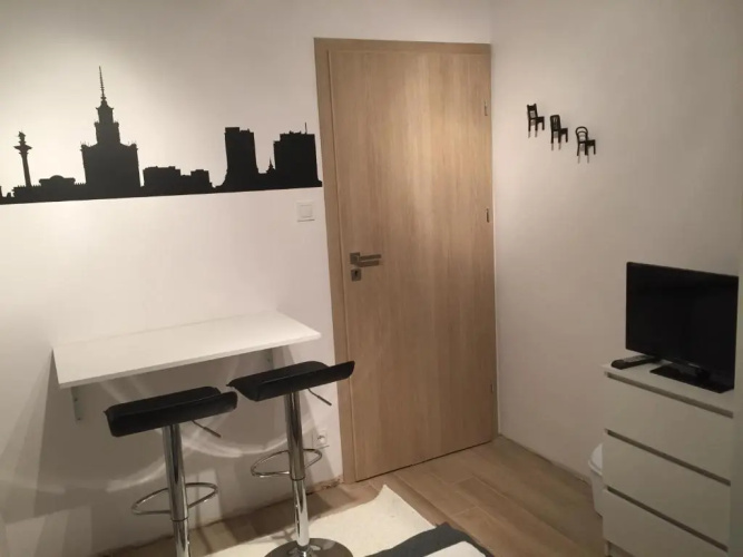 6 Cities Rooms