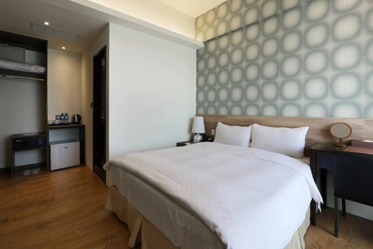 KUN Hotel Feng Chai