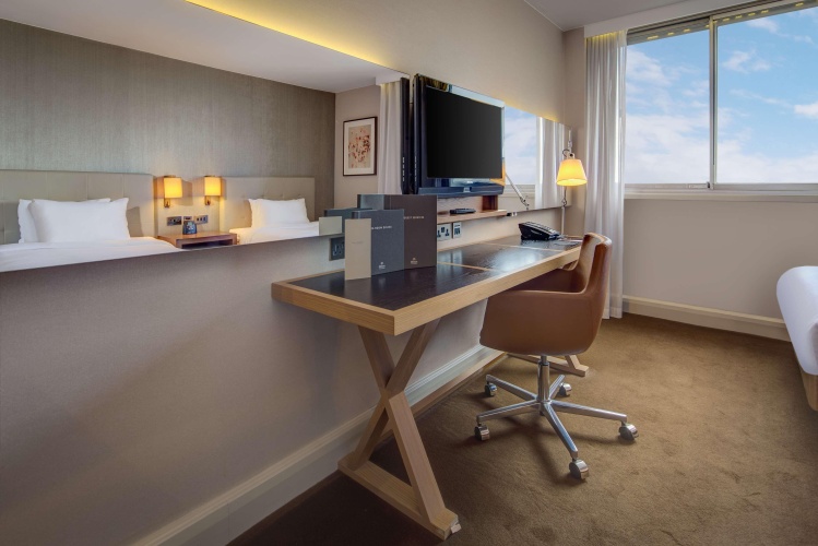 Hilton Leeds City photo 7