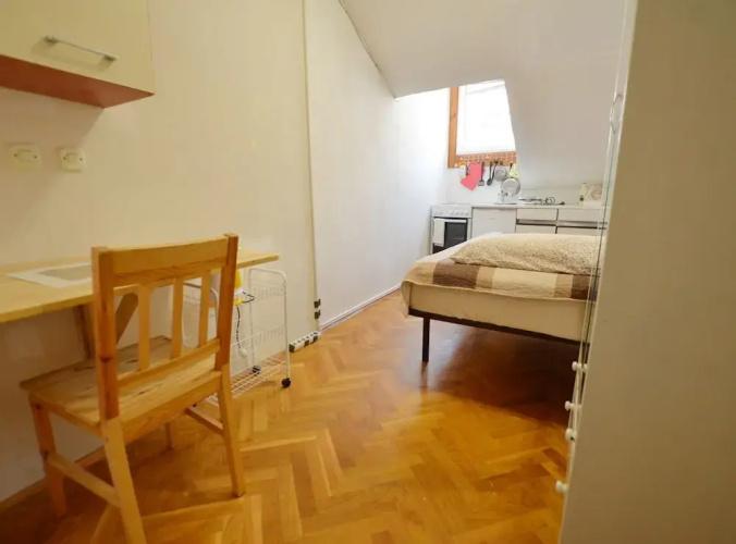 Comfortable and Compact Lodge
