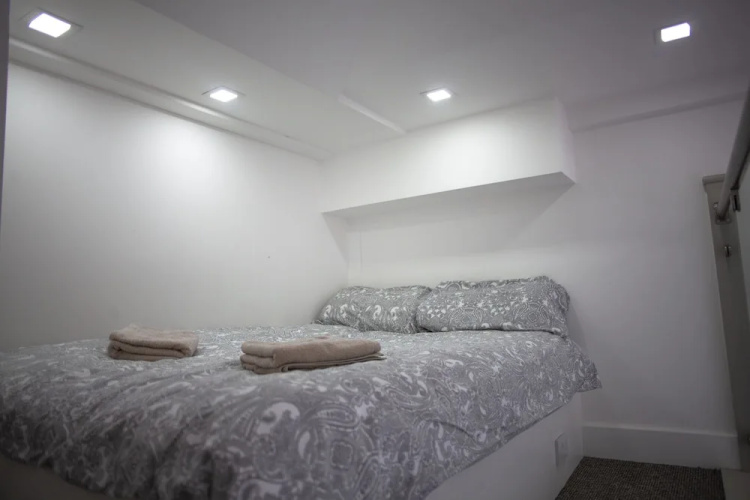 Reading Town Centre- Studio Apartment