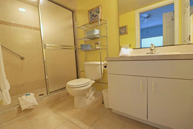 Ocean Village Club L33