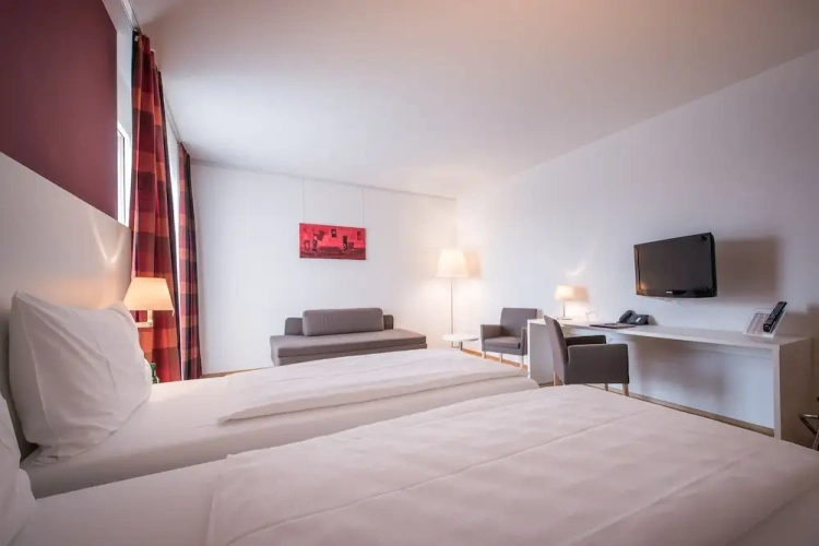 Large Double room