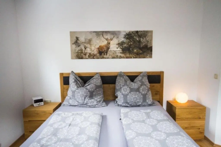3 Bedrooms Apartment