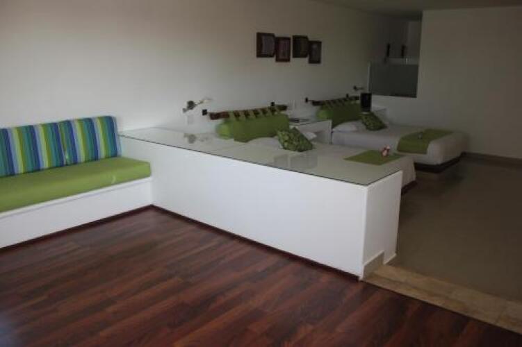 Imagen de Seven Crown Express &amp; Suites Cabo San Lucas