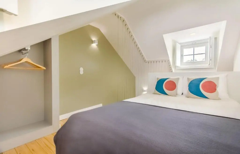 Design Apartment in Typical Alfama
