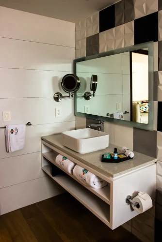 Quadruple Suite