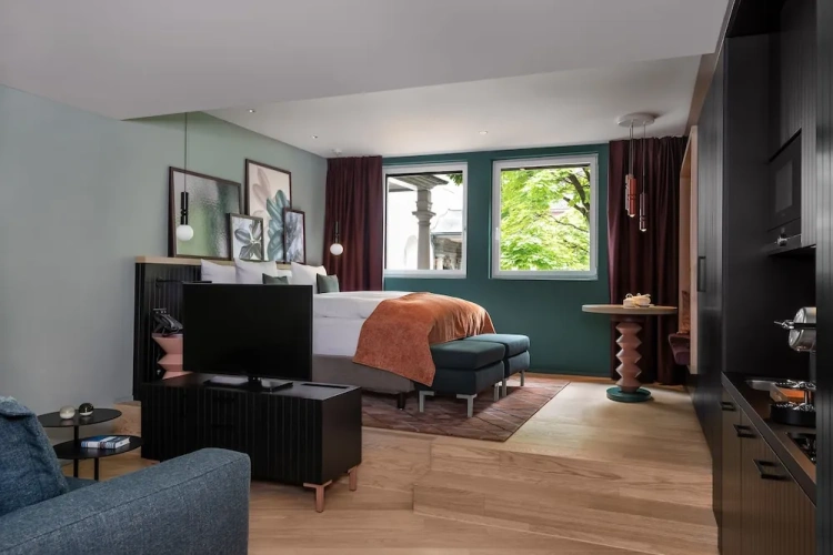 Grand Deluxe Twin room