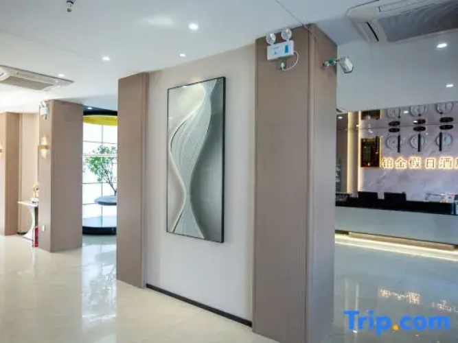 Platinum Holiday Hotel
